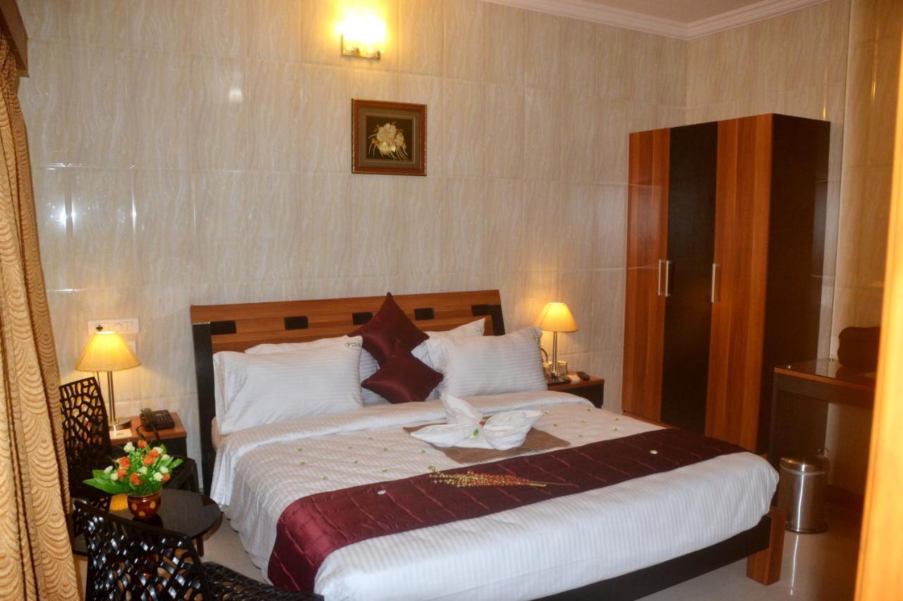 Peace Inn Chennai Exterior foto