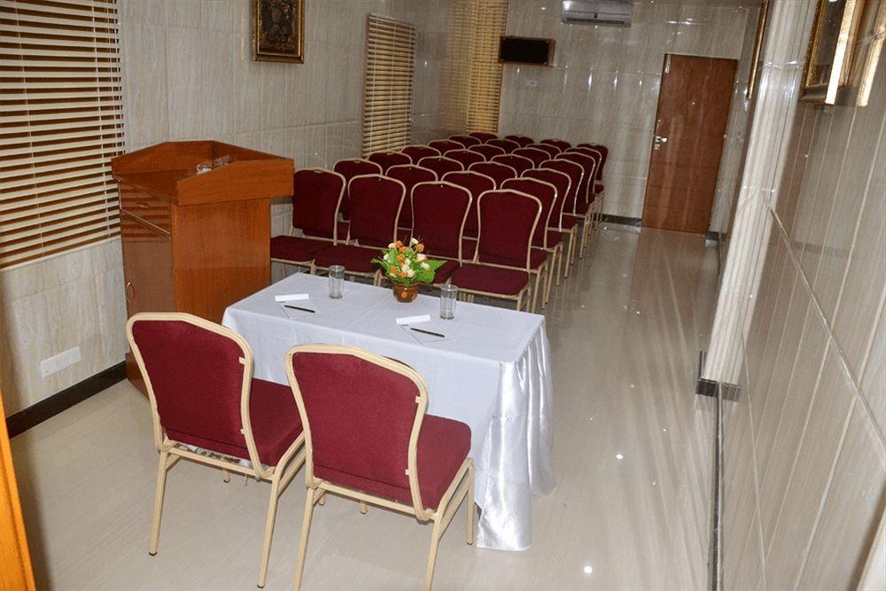 Peace Inn Chennai Exterior foto